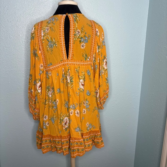 Rachel Zoe Yellow Floral Tunic Top - Picture 3 of 12